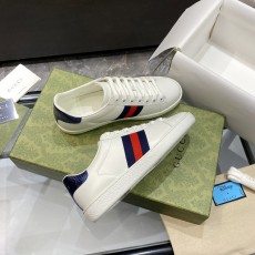 구찌 에이스 스니커즈 387993 A3830 9071