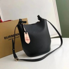 버버리 론 헤이마켓 스몰 버킷백 40571551