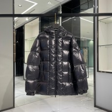 몽클레어 Moncler Short Down Jackets G20911A0005568950999