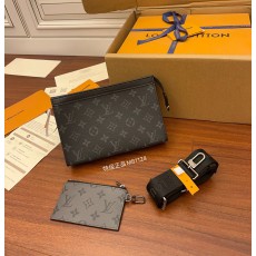 루이비통 가스통 웨어러블 월릿 이클립스 리버스 M81124