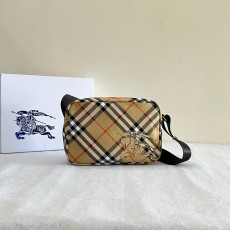 버버리 체크 크로스바디 백​ 2컬러 80913201