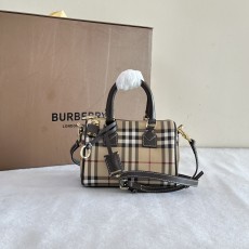 버버리 여성 토트백 미니 체크 볼링 백 가방 밀리터리 80975981