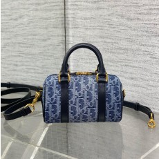 디올 그루브 16 미니백 S2348UDCE M49E