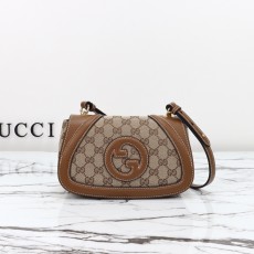 구찌 블론디 미니 숄더백 ‎815700