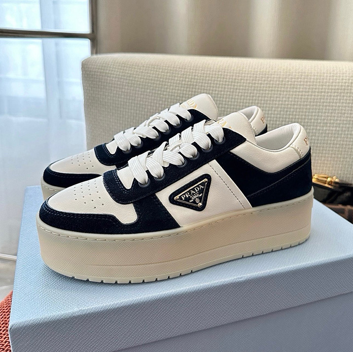 프라다 다운타운 여성 스니커즈 2컬러 1E792M