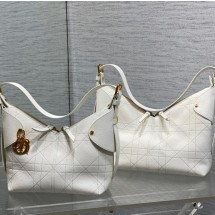 디올 보야지 백 스몰 미듐 매크로까나쥬  M2846UJVC