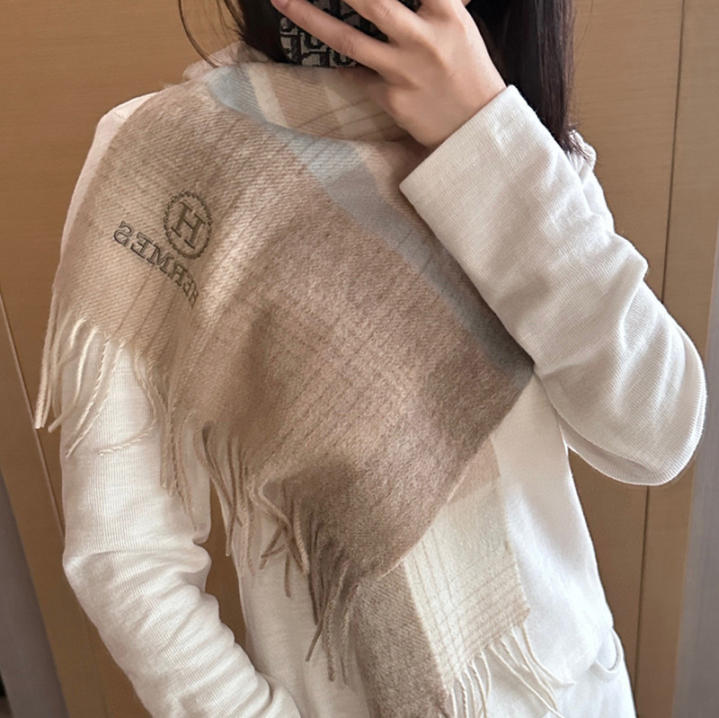 에르메스 고품질 스카프 머플러 17