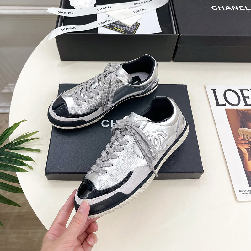 샤넬 CC로고 스니커즈 실버 G46873