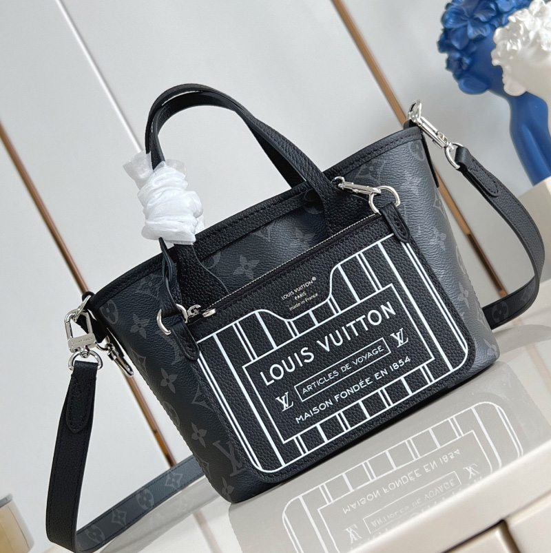 루이비통 여성 네버풀 반둘리에 인사이드 아웃 BB M15210