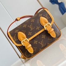 루이비통  사첼 웨어러블 월릿 M26805