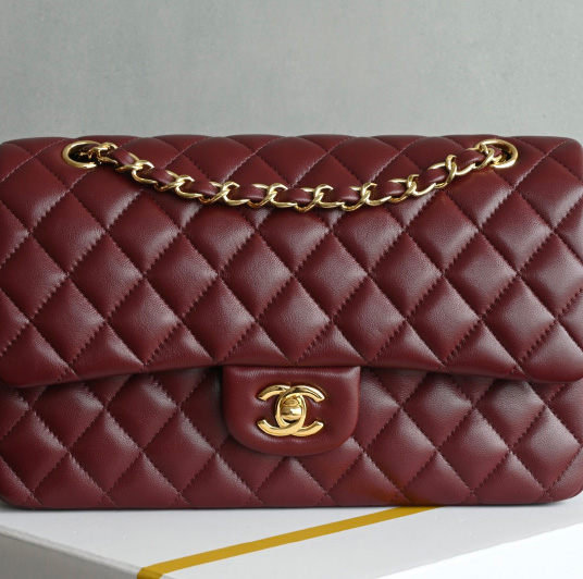 샤넬 클래식 미듐  레드 금장 플랩백  A01112