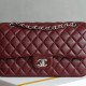 샤넬 클래식 미듐  레드 은장 플랩백  A01112