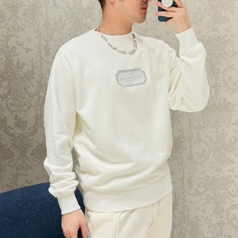 디올  프론트 로고 패치 맨투맨  화이트 243J693A0531   F