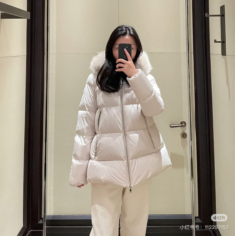 몽클레르 여성 숏 패딩 자켓 Laichefur J20931A0017454AQE051  F