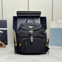 프라다 26SS 자이노 여성 백팩 블랙 1BZ081