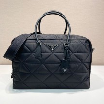 프라다 삼각로고 퀼팅 나일론 트래블백 2VA009