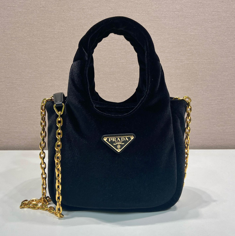 프라다 패딩 벨벳 미니 백 1BA410