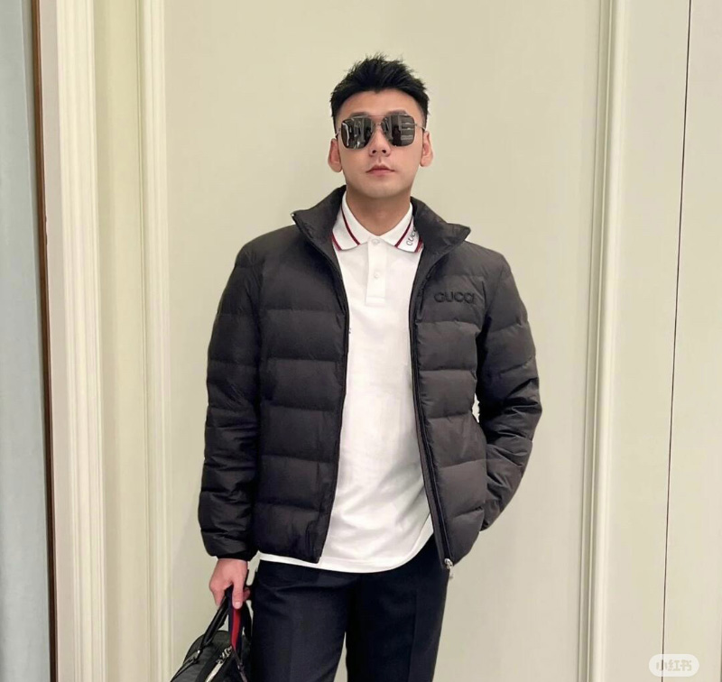 구찌 로고 자수 패딩 재킷 794824Z8BTA  D