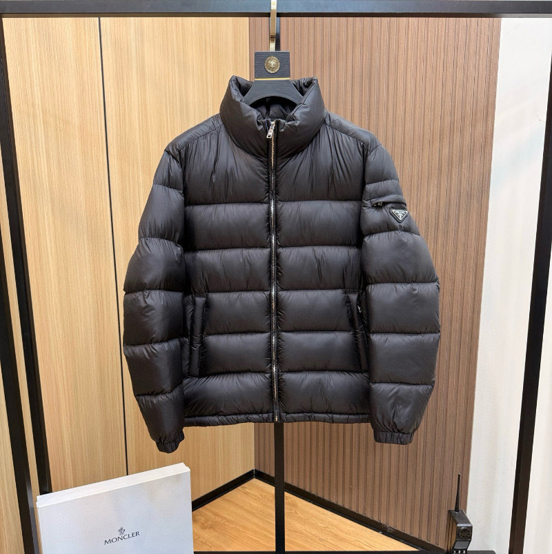 프라다 고품질 남성 점퍼 2컬러 40  C