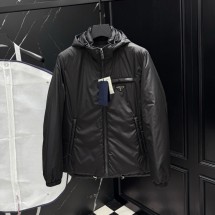 프라다 고품질 남성 점퍼 42  C