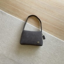 코치 로라 숄더백 스웨이드 네이비 CCC48