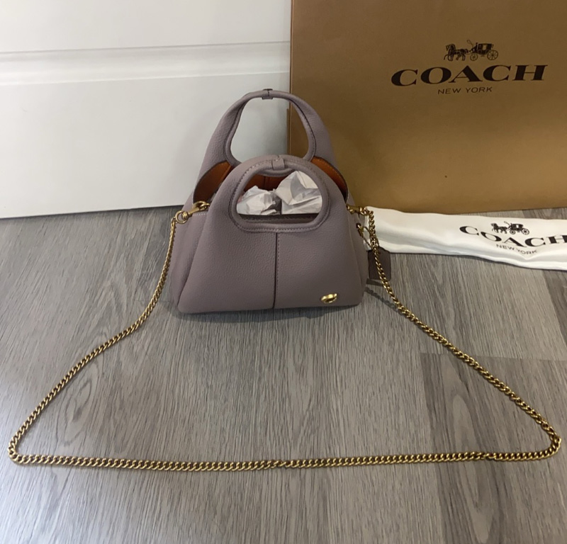 코치 라나 19 숄더백 CCY33