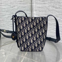 디올 오블리크 디올스타 버킷백 미니 블루 S4321UTZQ_M928