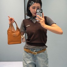 미우미우 브라운 캐시미어 스웨터 MMV209  D