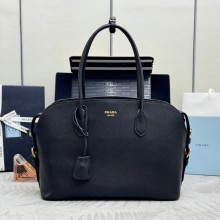 프라다 해머드 가죽 로고 더블 지퍼 토트백 1BG600