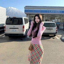 미우미우 V넥 리브 스웨터 MML01B18BQ  H