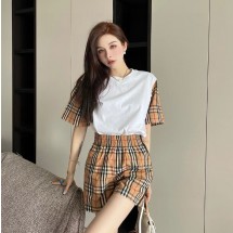 버버리 여성 캐릭 체크 소매 코튼 티셔츠 2컬러 80427161 H