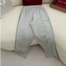 구찌 26 SS 남성 로고 모티프 트랙 팬츠 828338  D