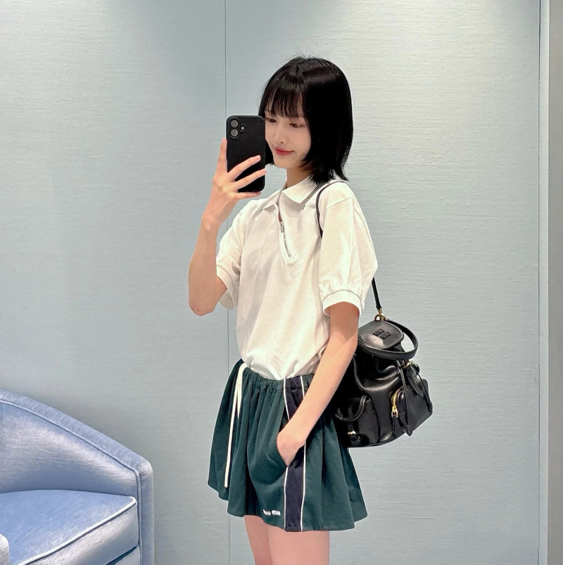 미우미우 비대칭 지퍼 폴로 셔츠 MJNA03SOOO  D