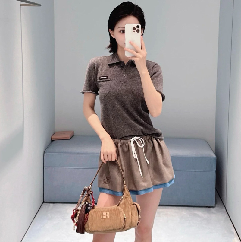 미우미우 캐시미어 폴로 티셔츠 MML01V  D