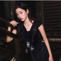 디올 민소매 니트 스웨터 2컬러 624S76A1E70  H