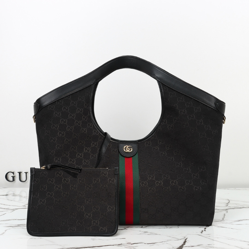 구찌 질리오 라지 토트백 853971