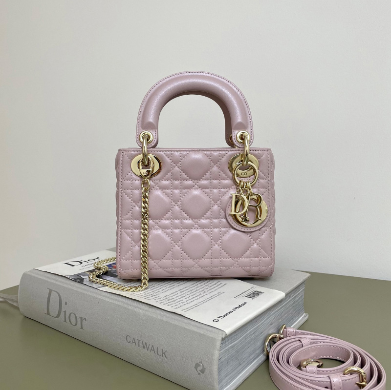 디올 미니 레이디 로터스 백 까나쥬 램스킨 펄레센트 2컬러 M0505OADU