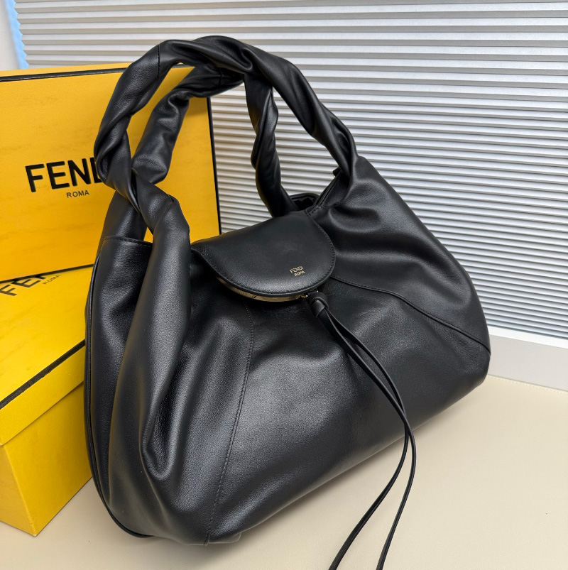 펜디백 스파이 2컬러 8BR839