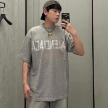 발렌시아가 크루 넥 티셔츠 739784TRVK11300  D