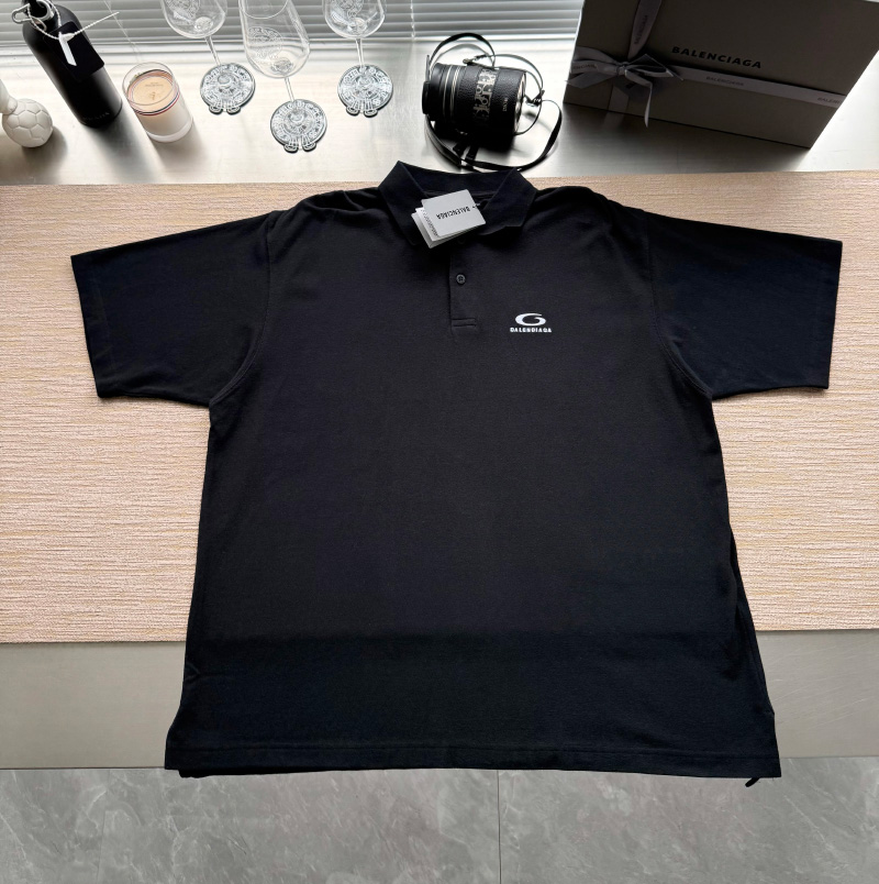 발렌시아가 남성 반팔 티셔츠 828531TTVT81000  D