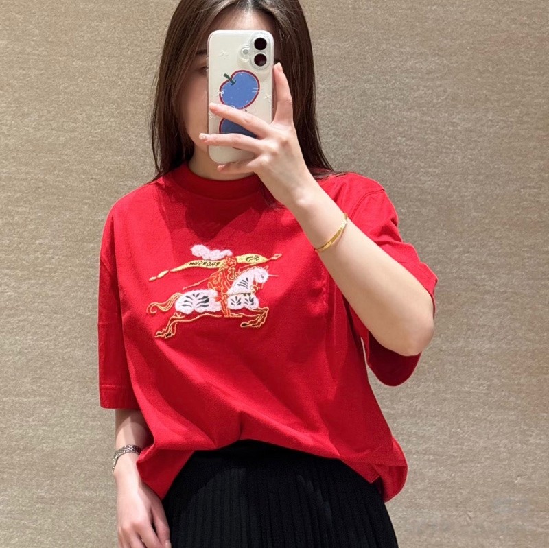 버버리 코튼 티셔츠 릴랙스핏 크레용 레드 2컬러 81184871  D