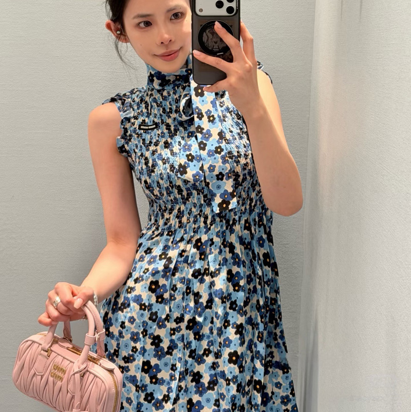 미우미우 크레이프 드 쉬니 미니 드레스 MF6209  D