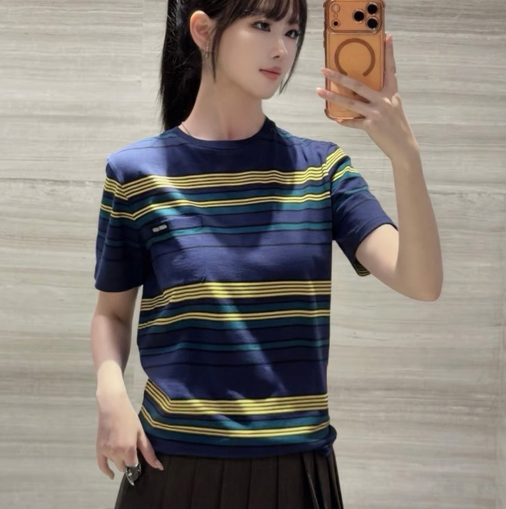 미우미우 스트라이프 코튼 티셔츠 MJNA09  D