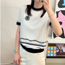 에르메스 반팔 티셔츠 슬림핏 펄 화이트 H6E2645D4TL34  H