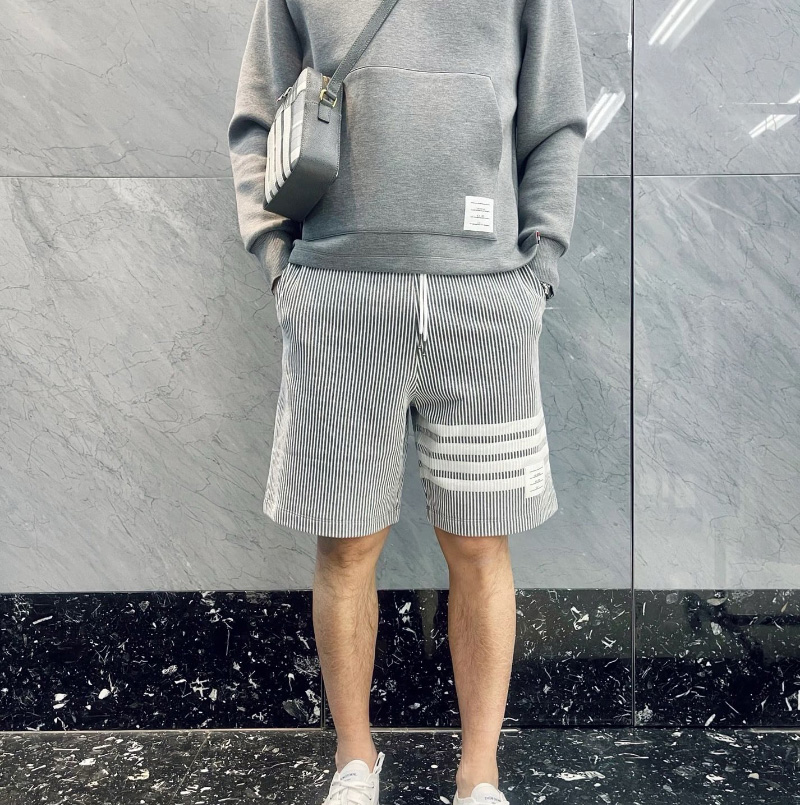 톰브라운 시어서커 루프백 쇼츠 2컬러 MJQ166A  H