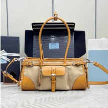 프라다 26SS 보니 미디엄 가죽 핸드백 1BA426