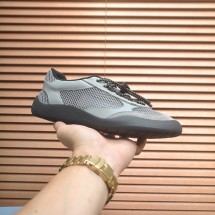 프라다 스피드록 메쉬 남여공용 그레이 스니커즈 1E490O