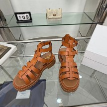 프라다 로고 글래디에이터 스트랩 샌들 굽높이5,5CM 카멜 1X924N
