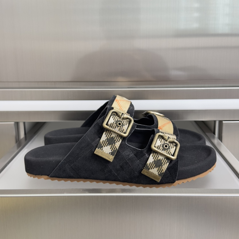 버버리 남성 샌들 슬웨이드 블랙 81188901