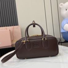 미우미우 아르카디 라지 토트백 다크 브라운 5BB148